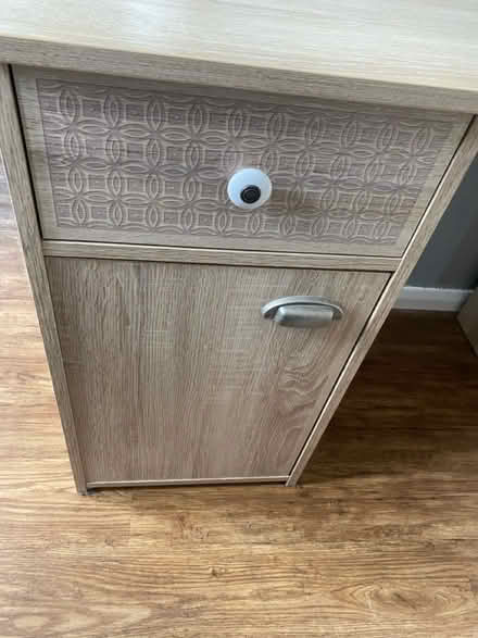 Photo of free Desk (Rochford SS41JJ) #1