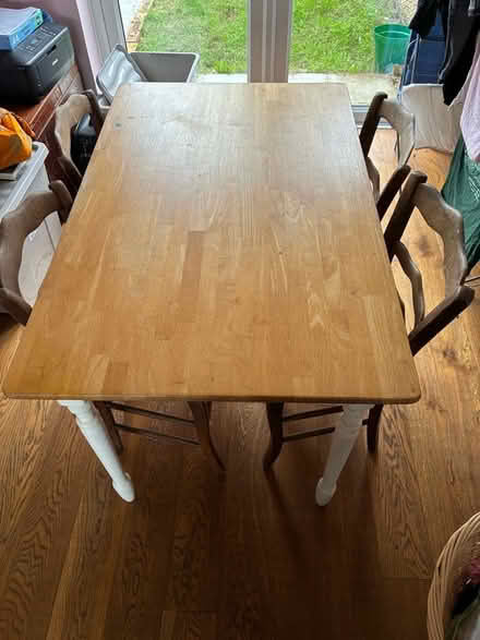 Photo of free table and chairs can split (North Lancing BN15) #1
