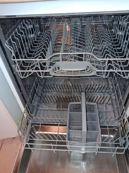 Photo of free Bosch Series 2 Dishwasher (Elstree WD6) #2