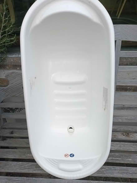 Photo of free Baby bath (Dinas Powys CF64) #2