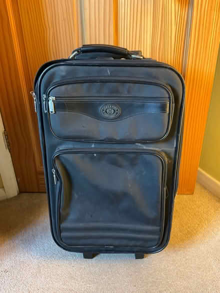 Photo of free 3 two-wheeled suitcases, black (Woodley RG5) #4
