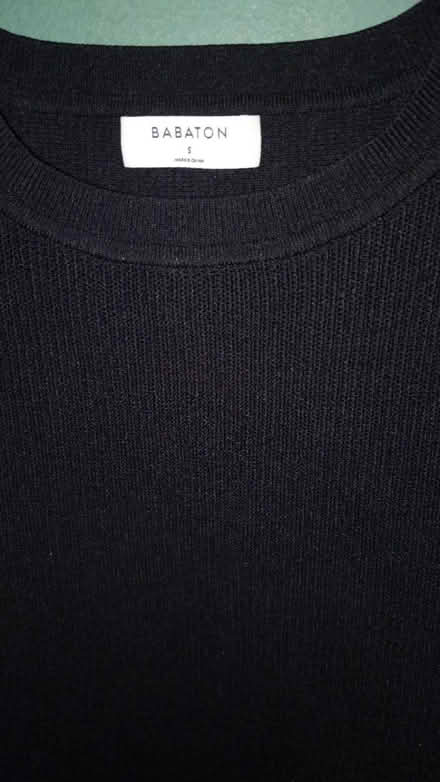 Photo of free Sm Babaton ( Aritzia ) Top (East Village) #4