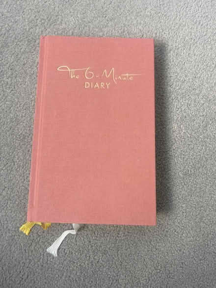 Photo of free New - 6 minute diary (OX14) #1