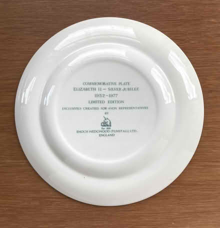 Photo of free Wedgewood Silver Jubilee Plate (Bognor Regis PO21) #2