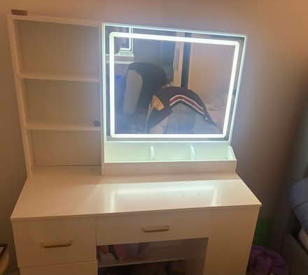 Photo of free Dressing table (Epsom KT18) #1