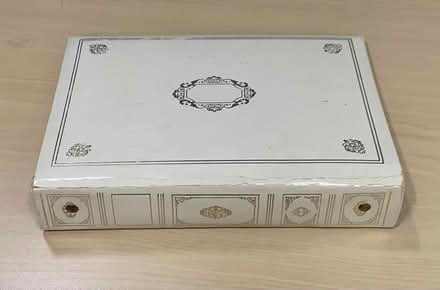 Photo of free Vintage three-ring binder (Union Square/Prospect Hill) #3
