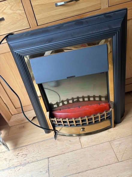 Photo of free Electric fireplace (BR5) #1
