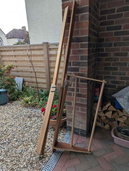 Photo of free Wardrobe - clothes hanging device (Cutteslowe OX2) #2