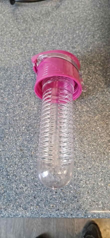 Photo of free Smoothlie container (Hillsborough S6) #3