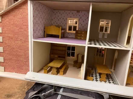 Photo of free Dolls house and furniture (Wokingham RG40) #2