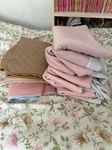Photo of free Reusable Bed pads (South Croydon CR2) #2