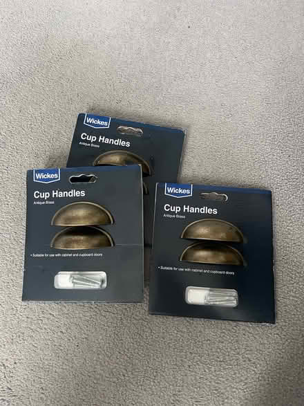 Photo of free 6 x antique brass cup handles (OX14) #1