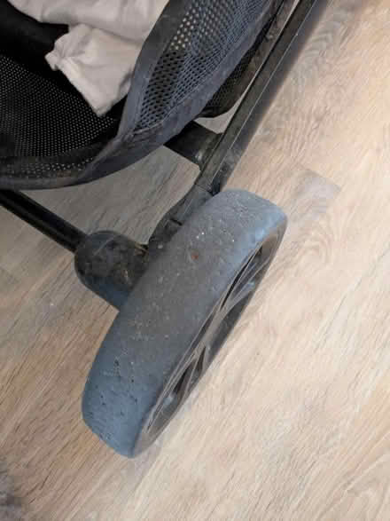 Photo of free Joie pram with bassinet and seat (Graven Hill Depot OX25) #3