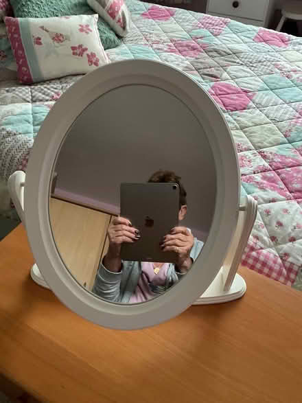 Photo of free Dressing table mirror (Tilehurst RG30) #1