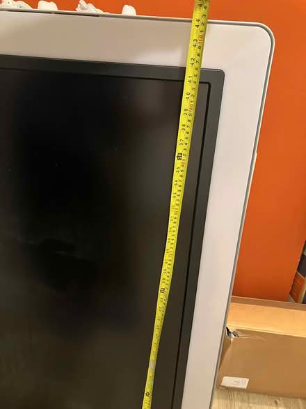 Photo of free Philips Aurea Ambilight TV (N17) #4