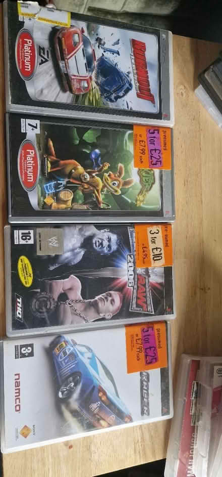 Photo of free Bundle of games (Elgin IV30) #4