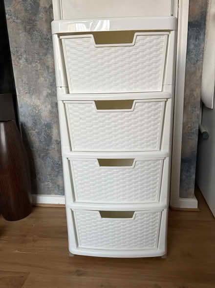 Photo of free Plastic Draws - 4 draws (Sonning RG4) #1