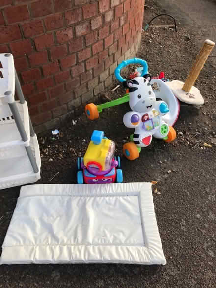 Photo of free Toys (South Wimbledon, SW19 SW19) #3