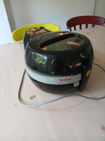 Photo of free Air fryer (Henley in Arden B95) #2