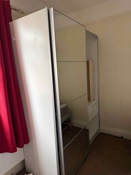 Photo of free Mirror sliding doors wardrobe (Hendon NW2) #3