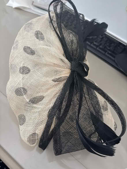 Photo of free Fascinator (Shirley B90) #1