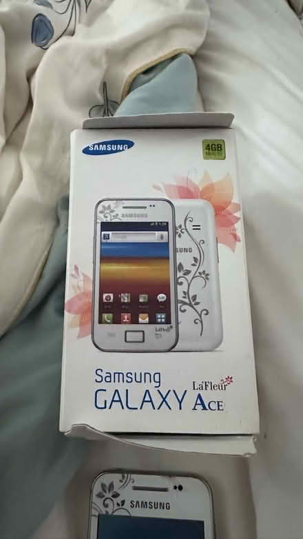 Photo of free Samsung mobile (Monkwick CO2) #1