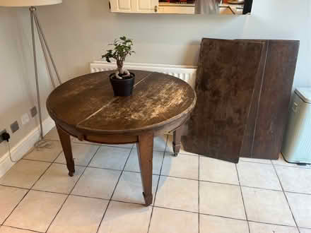 Photo of free Antique extending dining table (Barnes SW13) #1