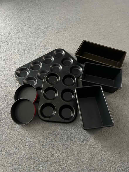Photo of free Selection of Non Stick Bakeware (Fareham PO15) #1