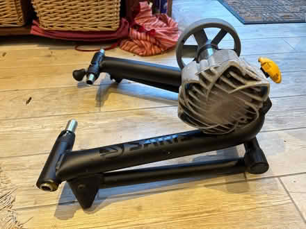 Photo of free Saris turbo trainer (Elmers End BR3) #1