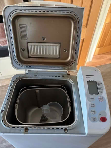 Photo of free Panasonic bread maker (Shelfield WS4) #4