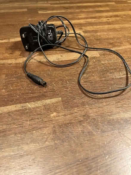 Photo of free 3 chargers - I think (Weston Park BA1) #2