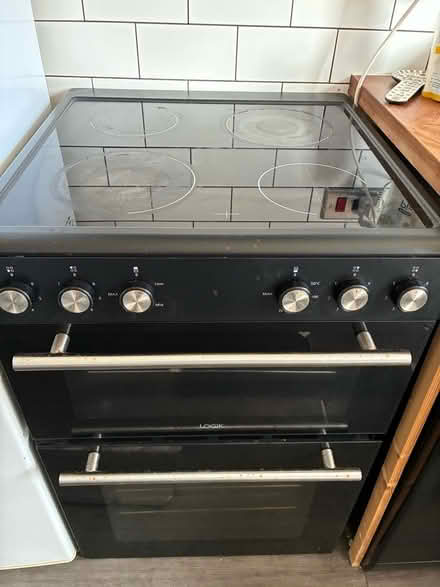 Photo of free electric cooker LOGIK induction hob (North Lancing BN15) #1