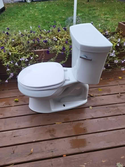Photo of free Kohler Toilet (Elmvale Acres) #2