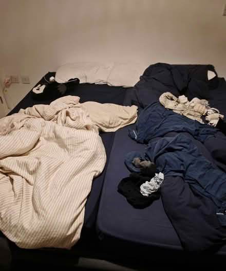 Photo of free Bed set (se1 0jn) #1