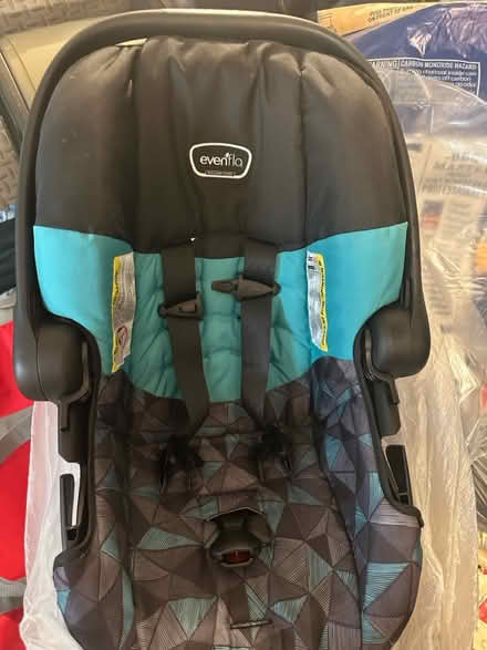 Photo of free Car seat brand new used 3-5xs (Chicago south side) #2