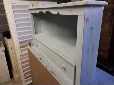 Photo of free Corner TV stand (New Barnet EN4) #3