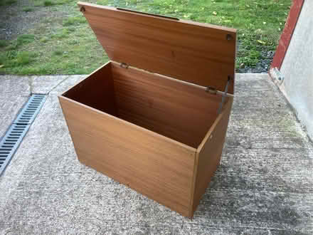 Photo of free Storage chest (Dorstone HR3) #1