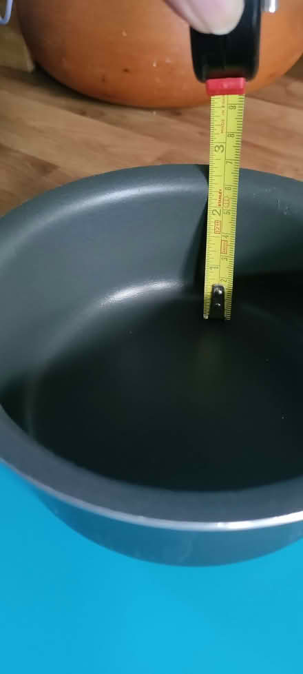 Photo of free Small pot (Longley S5) #2