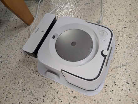 Photo of free irobot brava 240 (66 Sylvia Arlington) #1