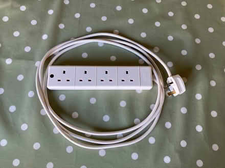 Photo of free 3m extension lead (Upper Pickwick SN13) #1