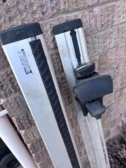 Photo of free Thule roof bars (Abingdon OX14) #2