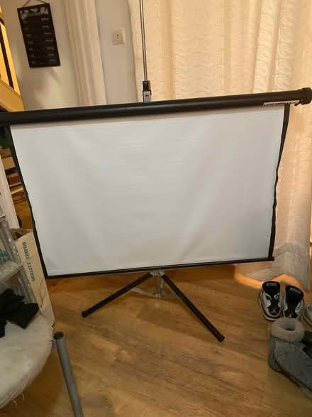 Photo of free Vintage projector screen (Aldrington BN3) #1