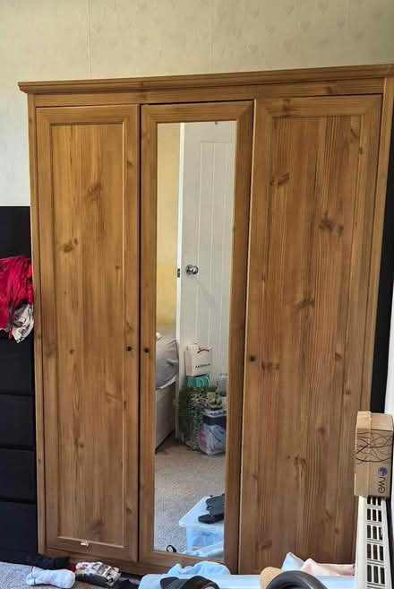 Photo of free Wardbrobe.. 3 doors (East Ham E6) #1