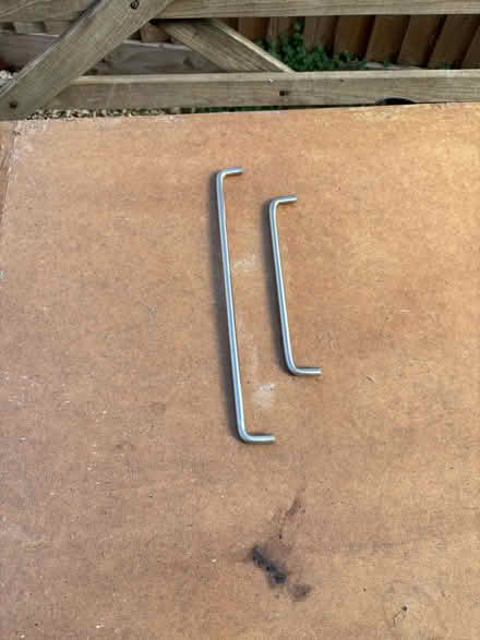 Photo of free Kitchen cupboard handles 4small 20 large (Bradford On Tone TA21) #1