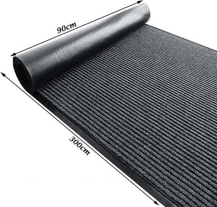 Photo of free Carpet runner - 90cm x 300cm - new (Beaconsfield HP9) #1