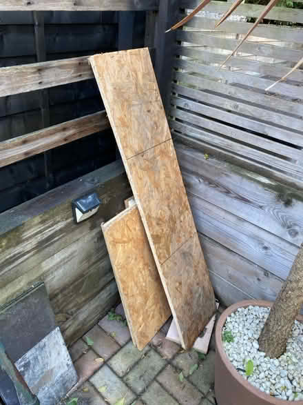 Photo of free Own off cuts (Blacklands TN34) #1
