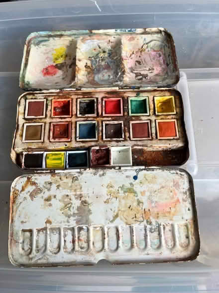 Photo of free reeves portable watercolour set (Hoddesdon EN11) #2