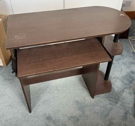 Photo of free desk (Barnes SW13) #1