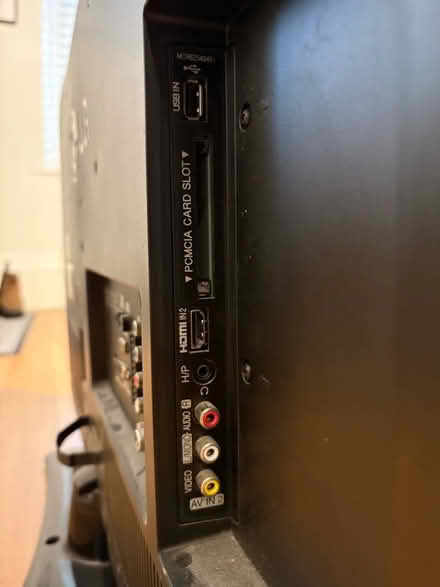 Photo of free 32" lg tv (Dufton CA16) #4