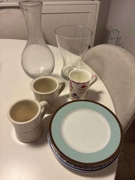 Photo of free Plates vases &mugs (UB5 6TX) #1